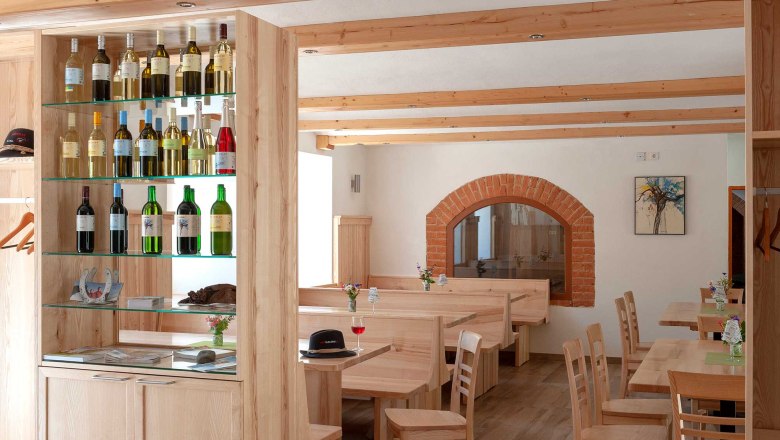 Verkaufsraum, © Bio Wein Reinthaler Verkaufsraum, © Bio Wein Reinthaler